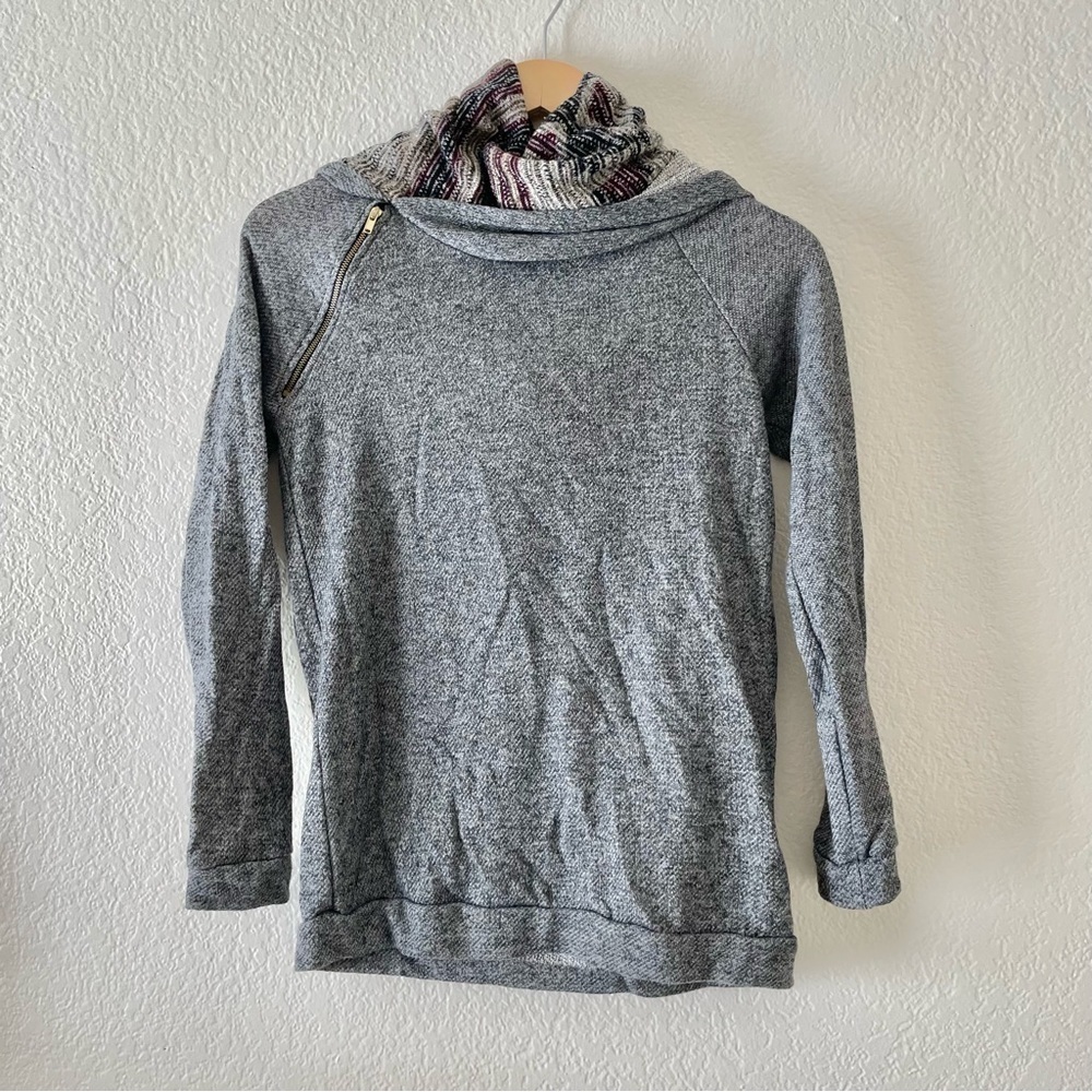 12PM by MON AMI Hooded Top